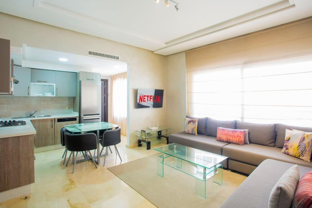 Urban Square F26 * Casablanca